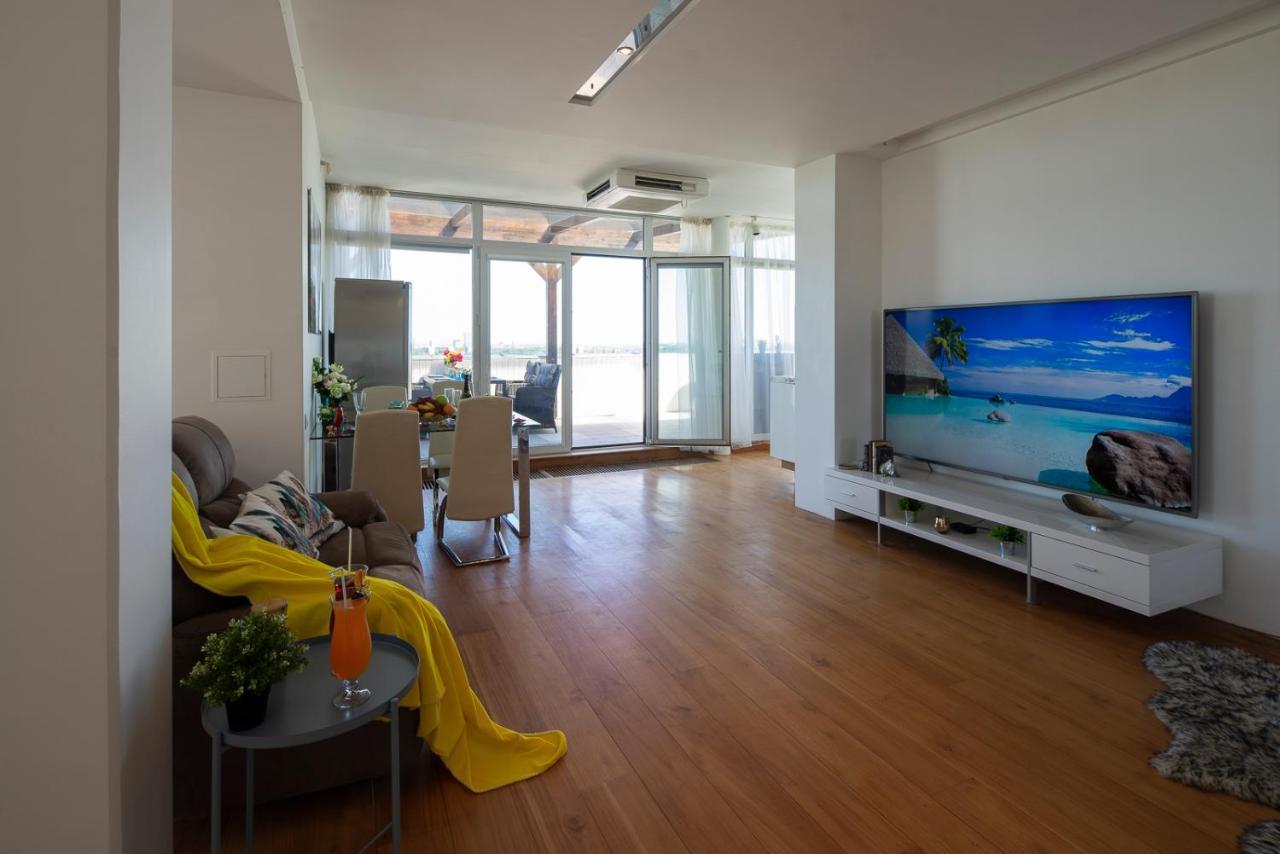 Skyhouse Riga Private Penthouse And Spa Exterior foto